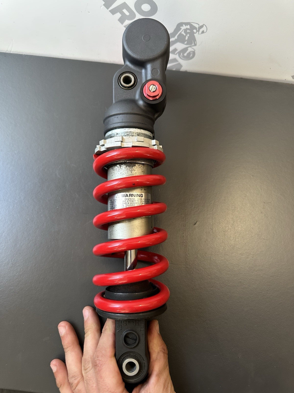 Triumph Speed Triple SHOCK ABSORBER REAR TRIUMPH SPEED TRIPLE 1050 2011 - 2015