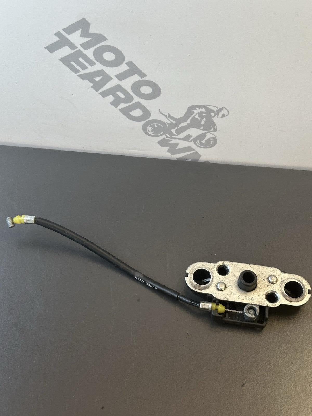Suzuki GSXR 1000 2009-2016 Seat Lock Latch Release Cable SEAT LATCH CABLE OEM