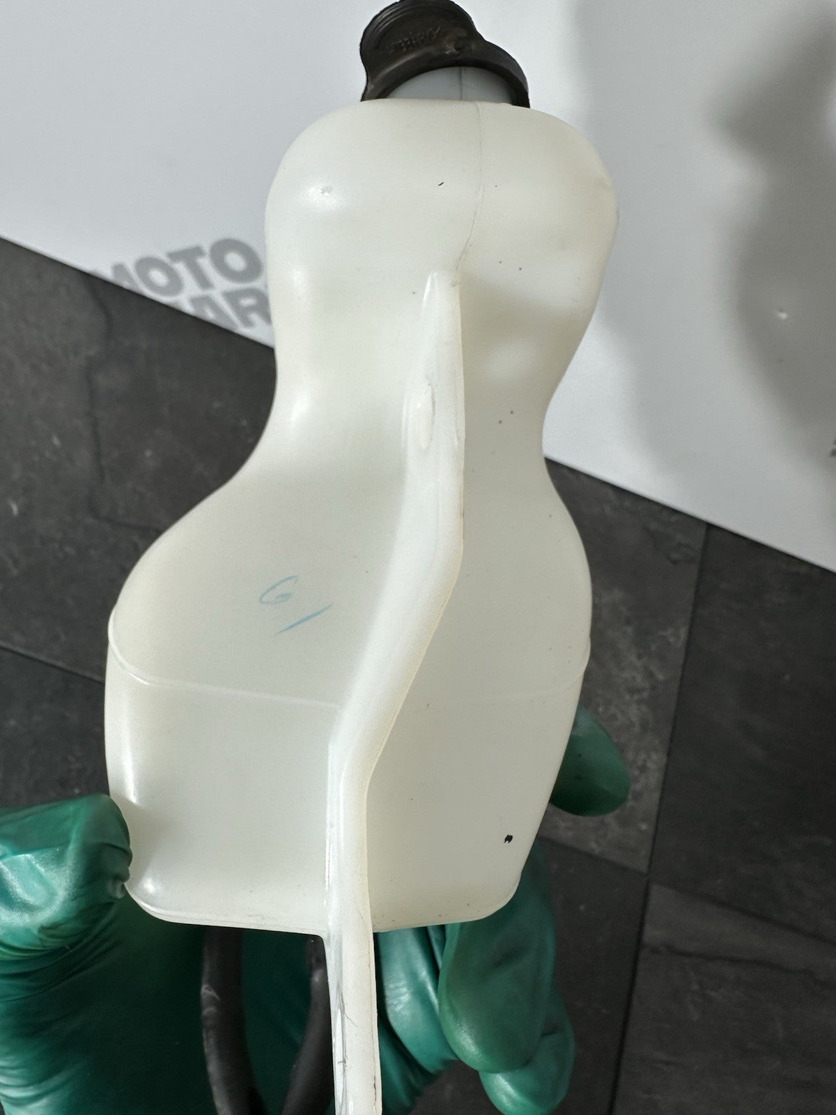 Yamaha R125 R 125 2024 Coolant Tank Overflow Reservoir 6890 Miles 2023-2025 OEM
