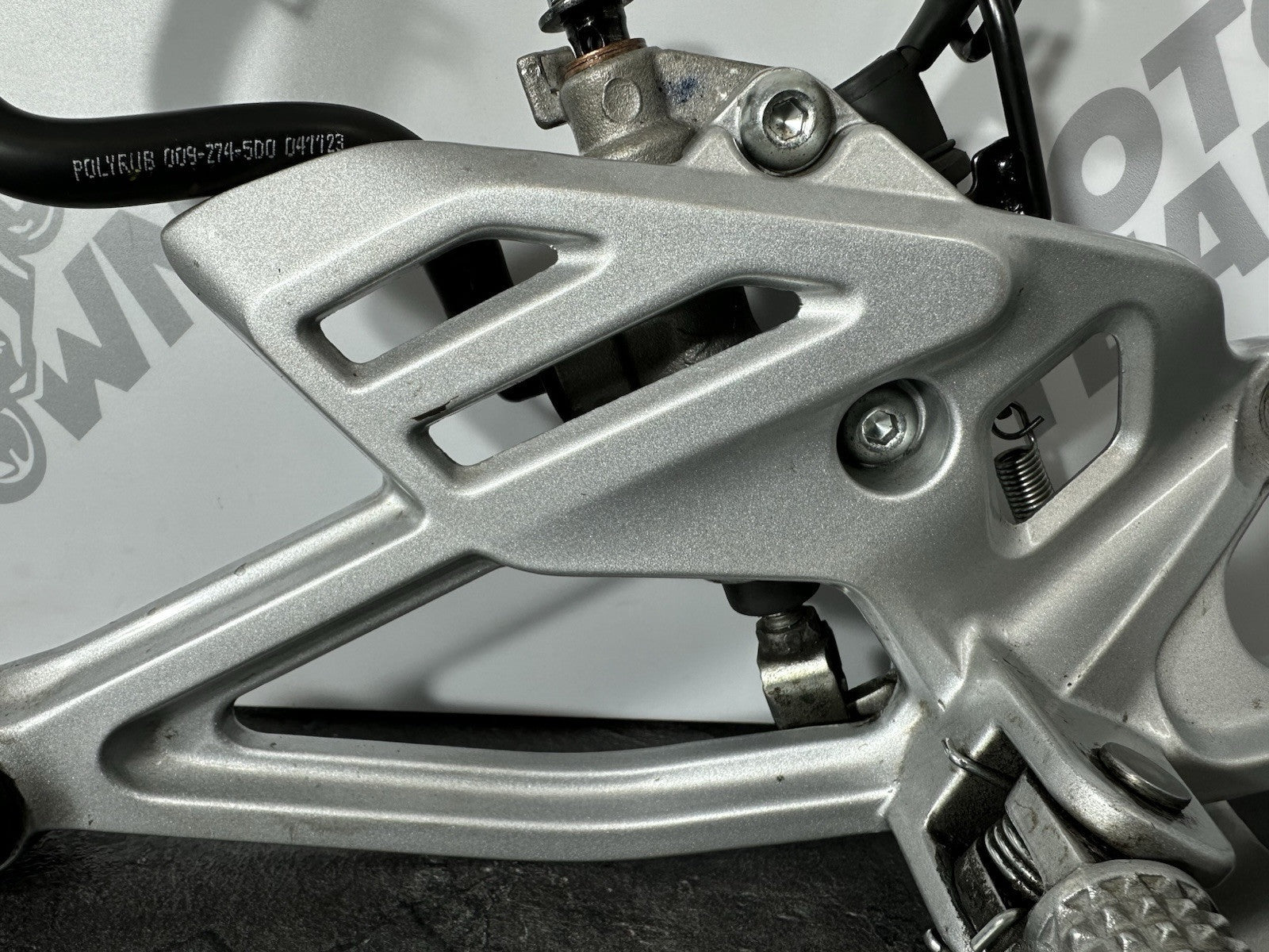 Yamaha R125 R 125 2024 Right Rearset Footrest Rear Brake 6890 Miles 2023-2025