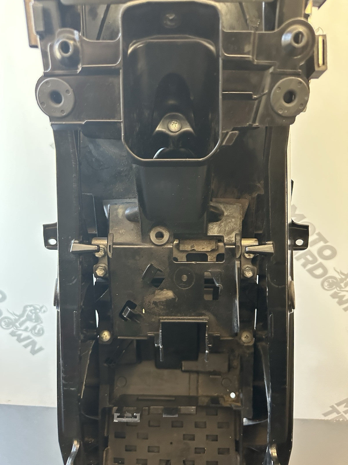 Suzuki GSXR 1000 Rear Subframe & Undertray 2009-2016 OEM 2010 GSXR 1000 Subframe