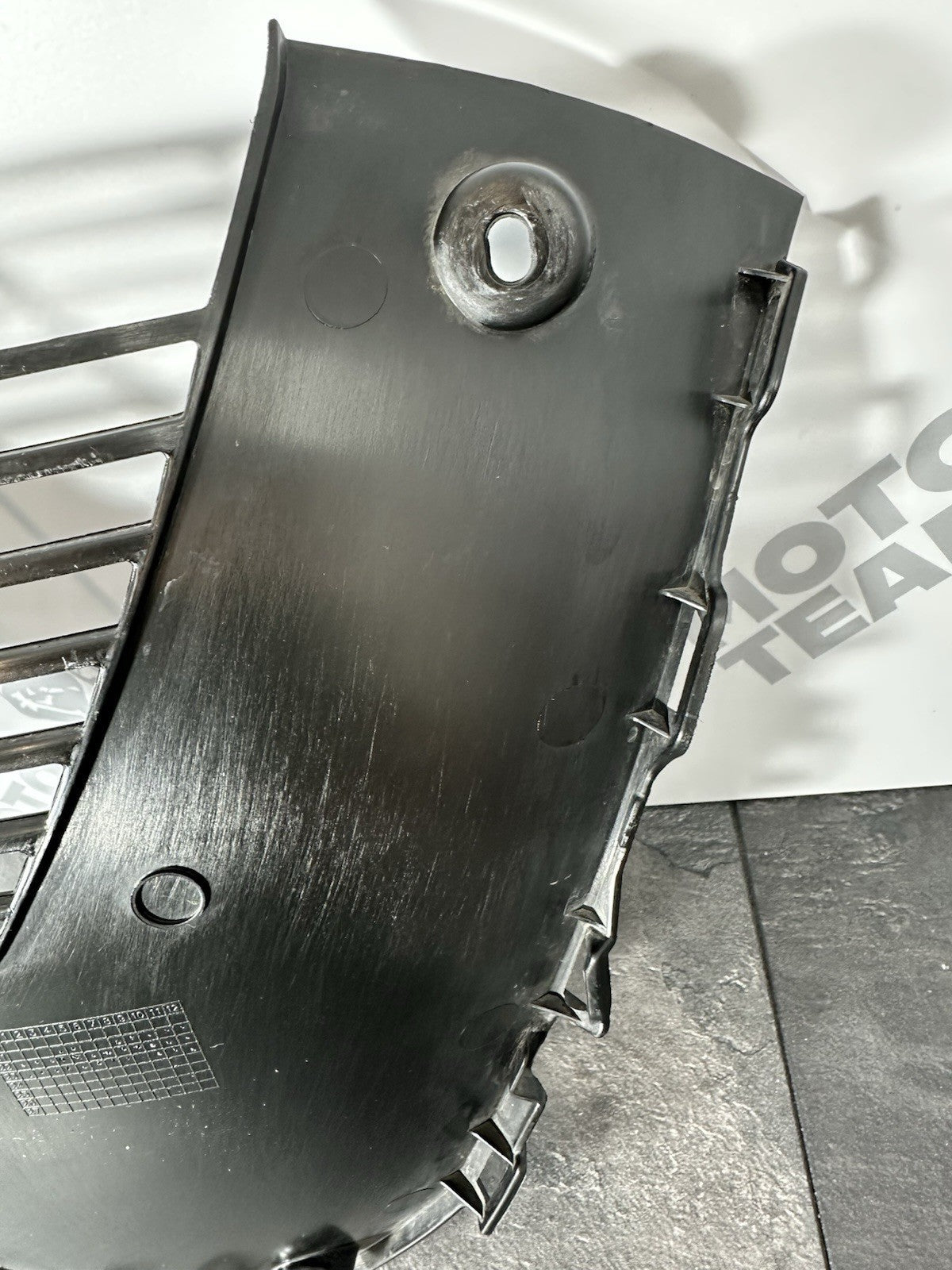 Yamaha R125 R 125 2024 V Piece Belly Pan Fairing Panel 6890 Miles 2023-2025 OEM