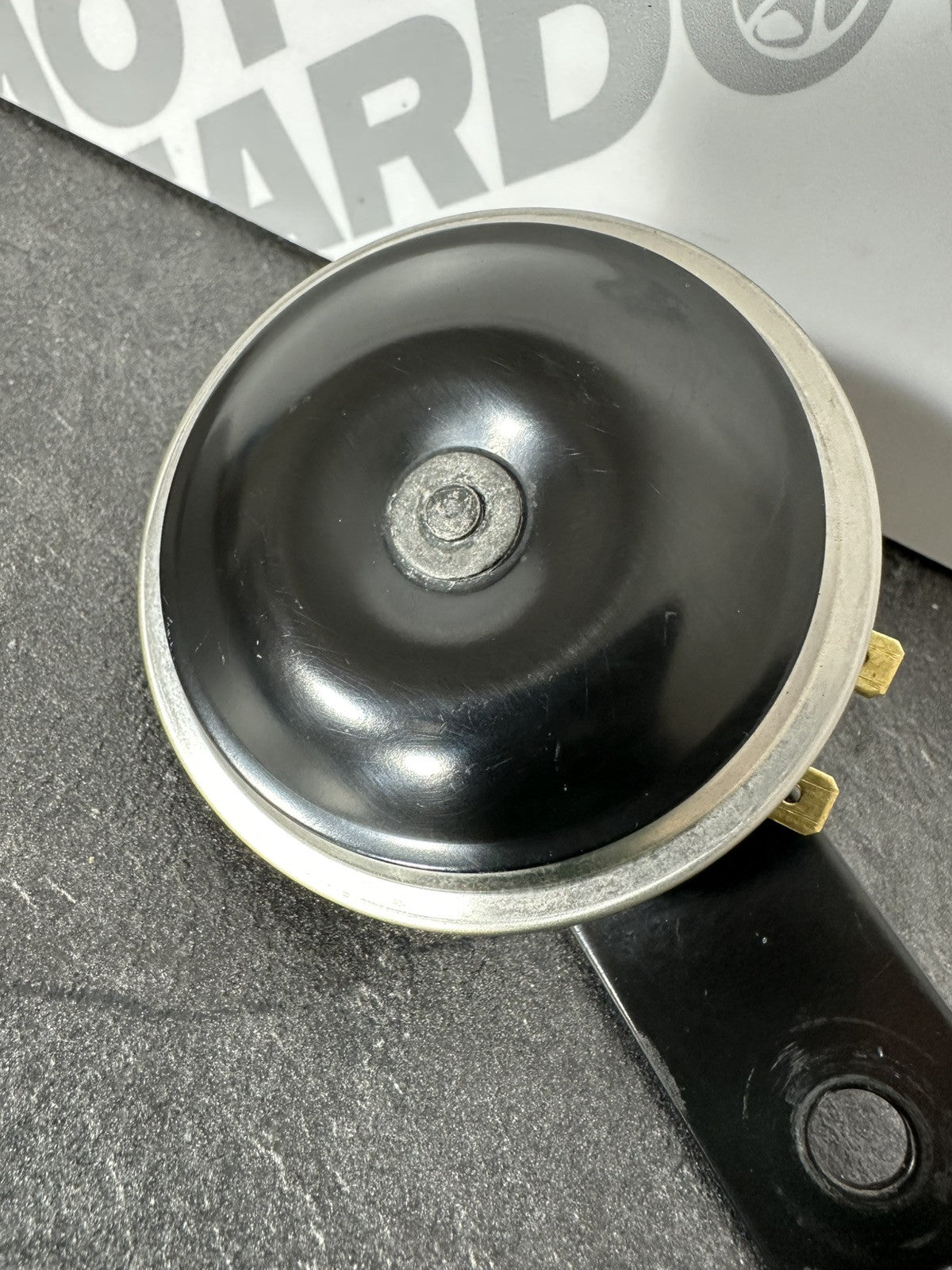 Triumph TIGER 900 GT PRO 2022 Horn Electric Horn 6337 Miles 2020-2023 OEM