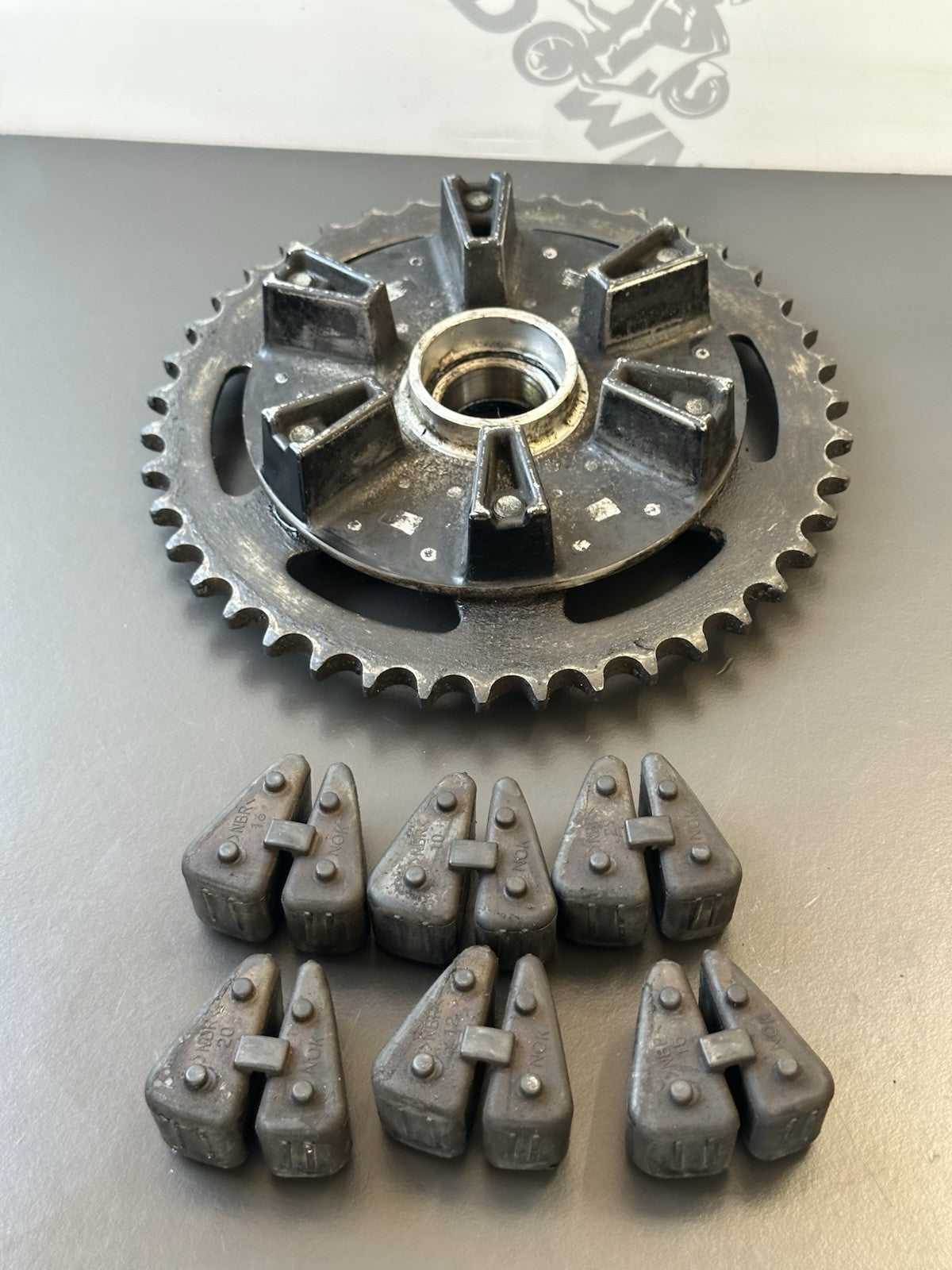 Suzuki GSX-R1000 GSXR 1000 rear sprocket carrier And Cush Drives 2009-2016 OEM