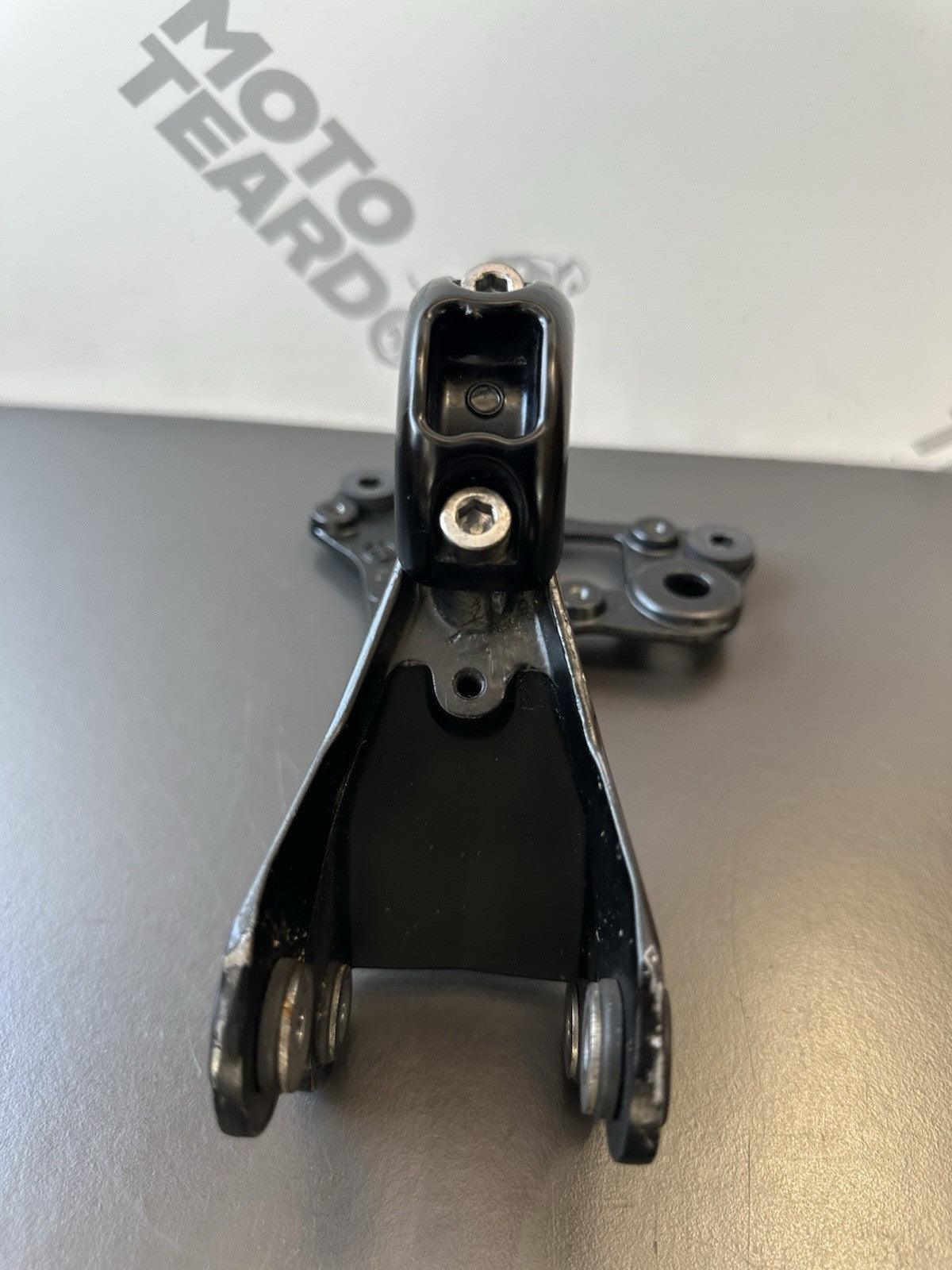 TRIUMPH SPEED TRIPLE 1050 Front Subframe speedo bracket headlight mount 2700717