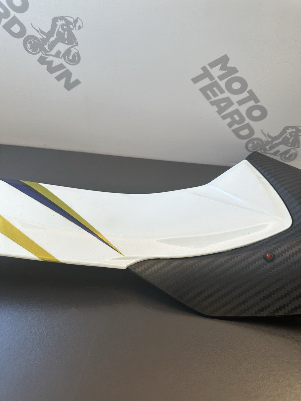 SUZUKI GSXR1000 GSXR 1000 RIGHT TANK PANEL 2009-2016 OEM GSXR 1000 RT Fairing