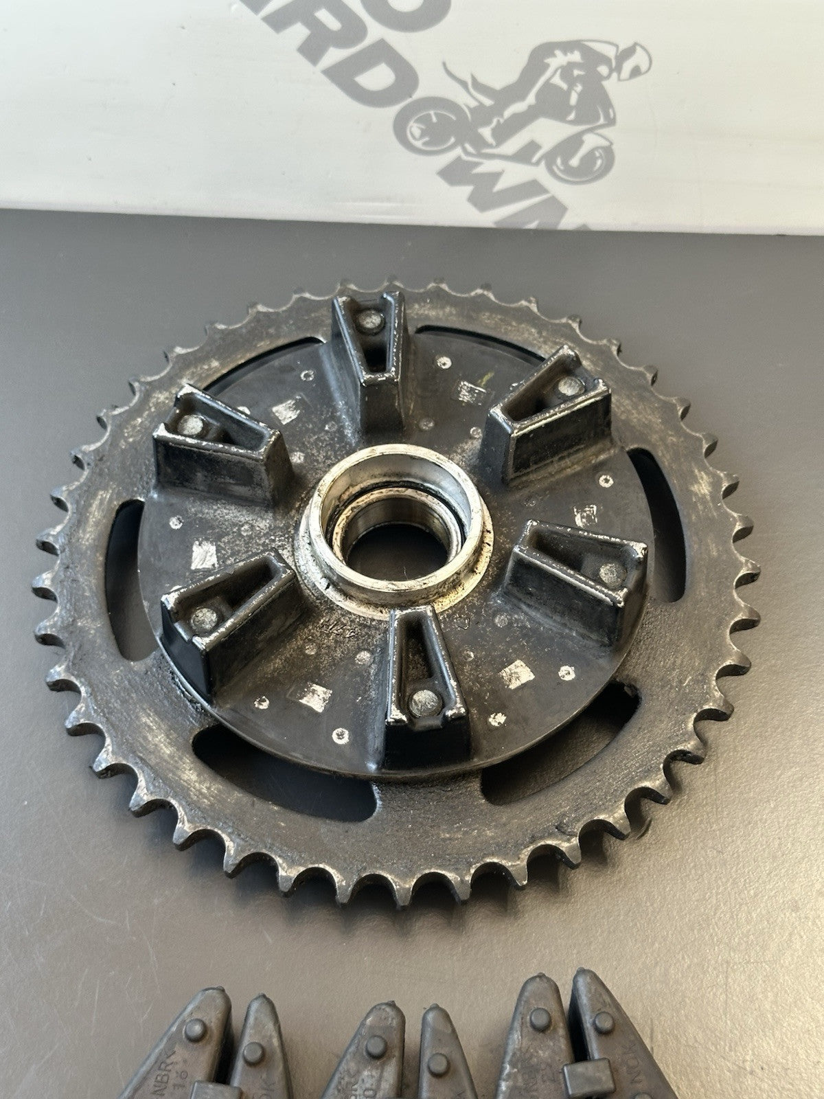 Suzuki GSX-R1000 GSXR 1000 rear sprocket carrier And Cush Drives 2009-2016 OEM
