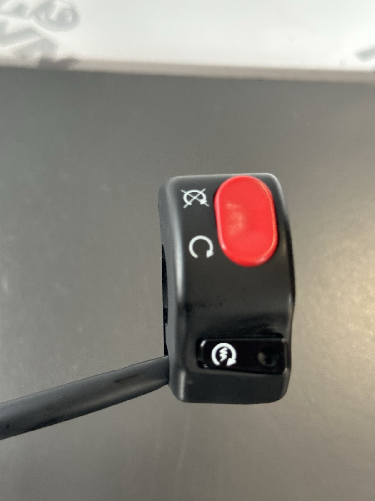 TRIUMPH SPEED TRIPLE 1050 Right Hand Switch Gear Right Switch 2011-2015 OEM