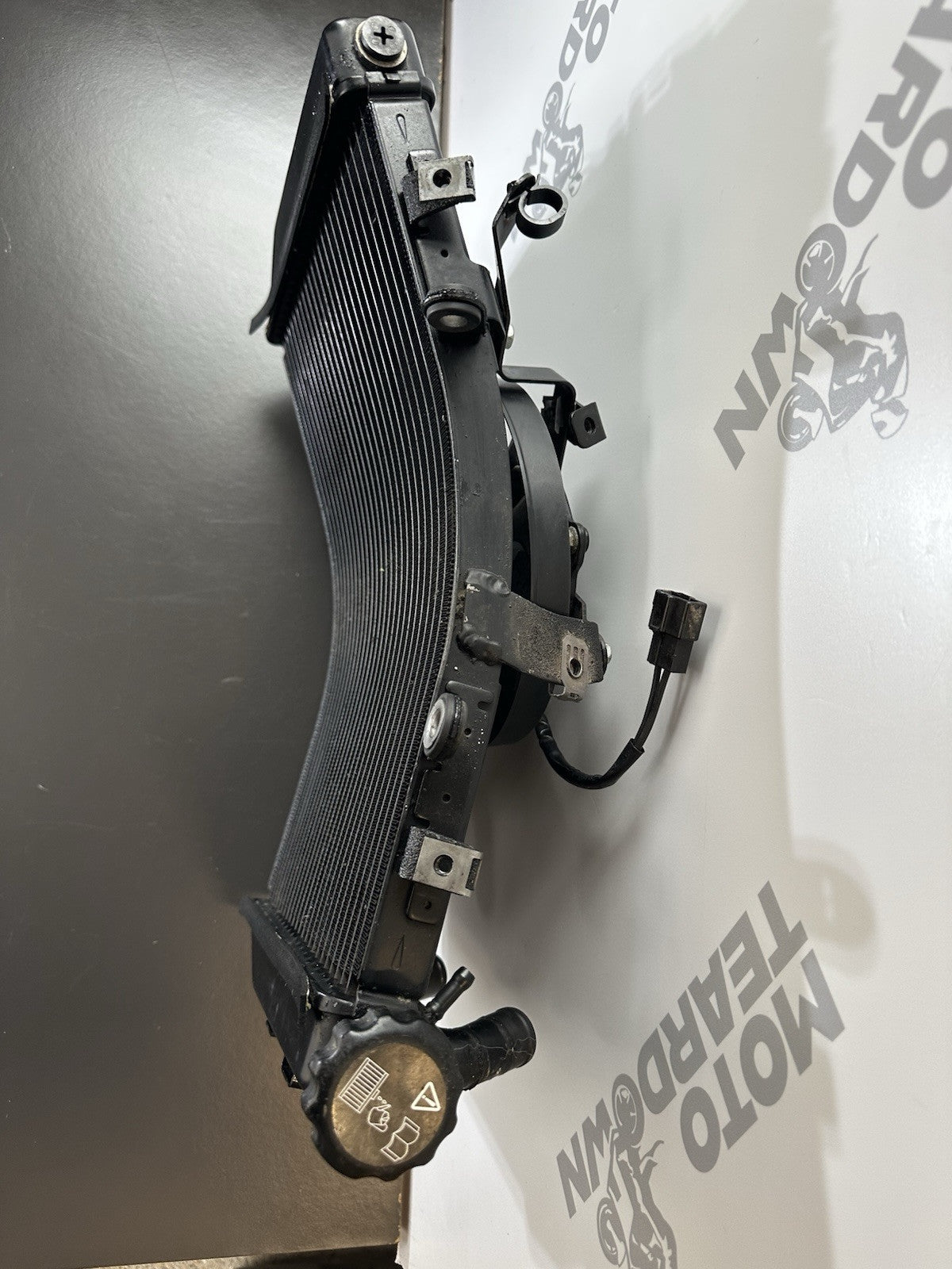 Triumph Speed Triple 1050 Radiator And Fan 2011-2015 Triumph Speed Triple 1050