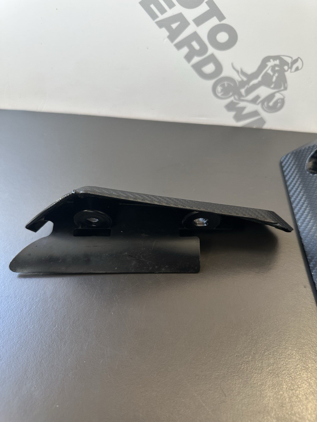 TRIUMPH SPEED TRIPLE 1050 FRONT MUDGUARD SIDE COVER LEFT RIGHT 2306525 2306524