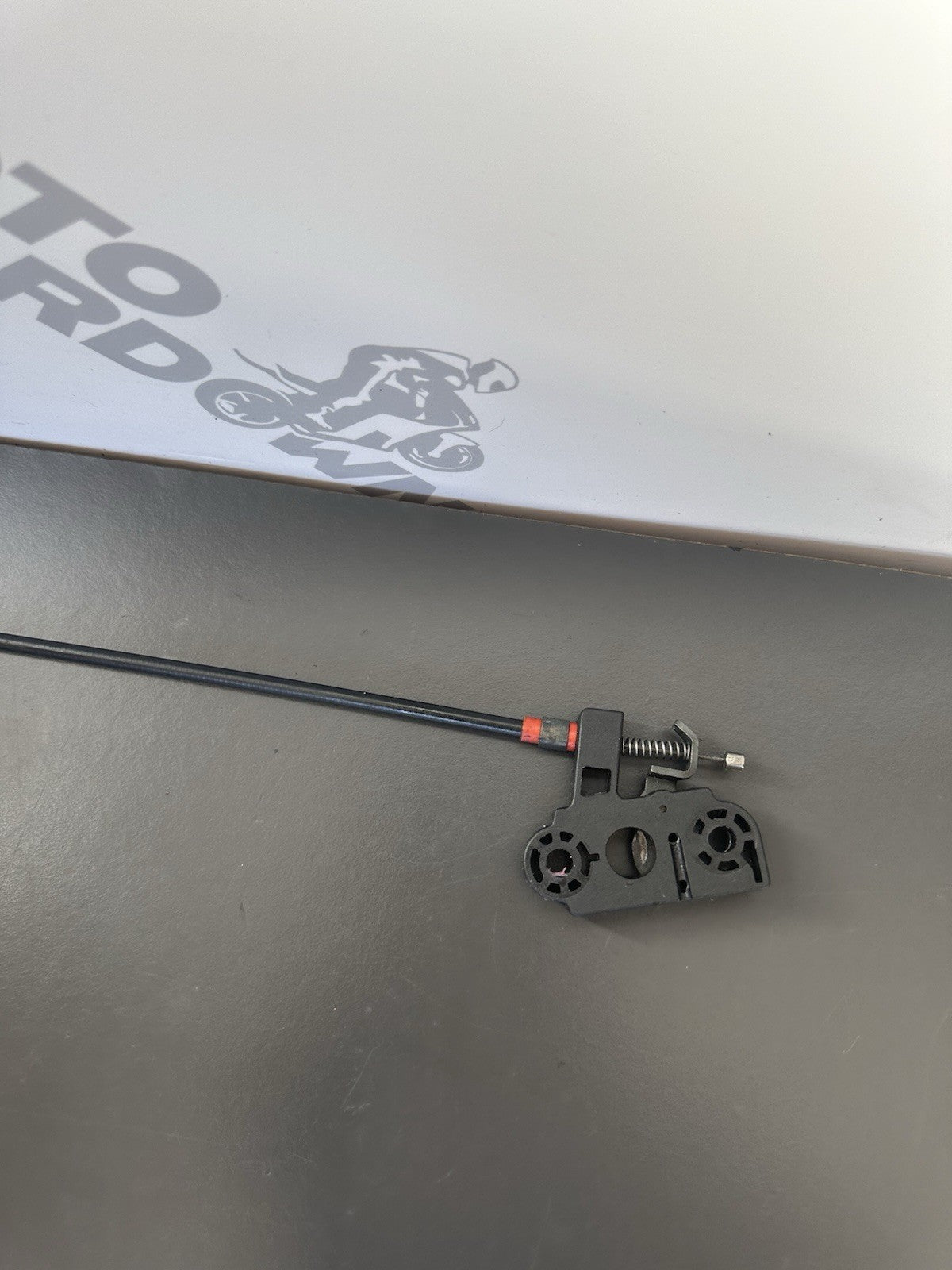 TRIUMPH SPEED TRIPLE 1050 Seat Cable 2011 -2015 SEAT CATCH AND CABLE OEM