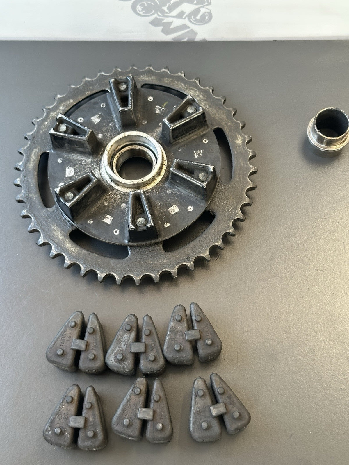 Suzuki GSX-R1000 GSXR 1000 rear sprocket carrier And Cush Drives 2009-2016 OEM