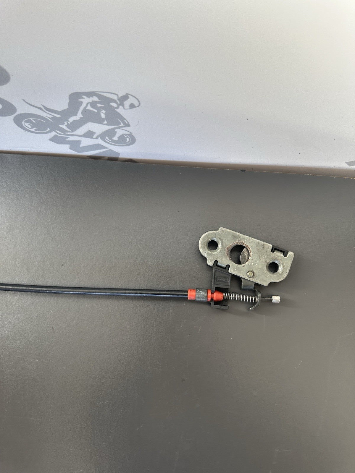 TRIUMPH SPEED TRIPLE 1050 Seat Cable 2011 -2015 SEAT CATCH AND CABLE OEM