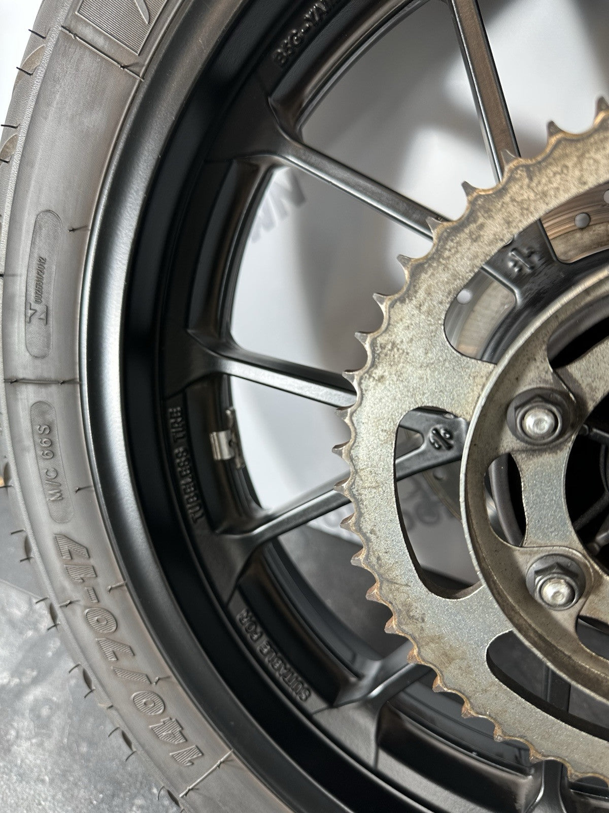 fdd61f53-154a-4dd3-8c92-673ff35b3d1f