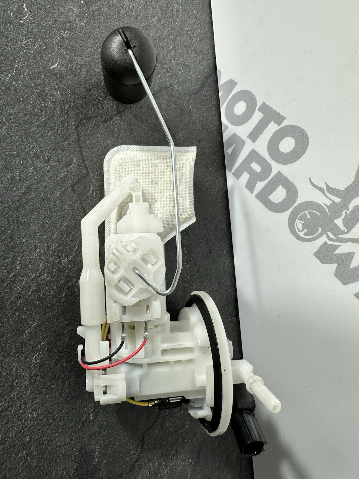 Yamaha R125 R 125 2024 Fuel Pump Petrol Pump Sender 6890 Miles 2023-2025 UK ONLY