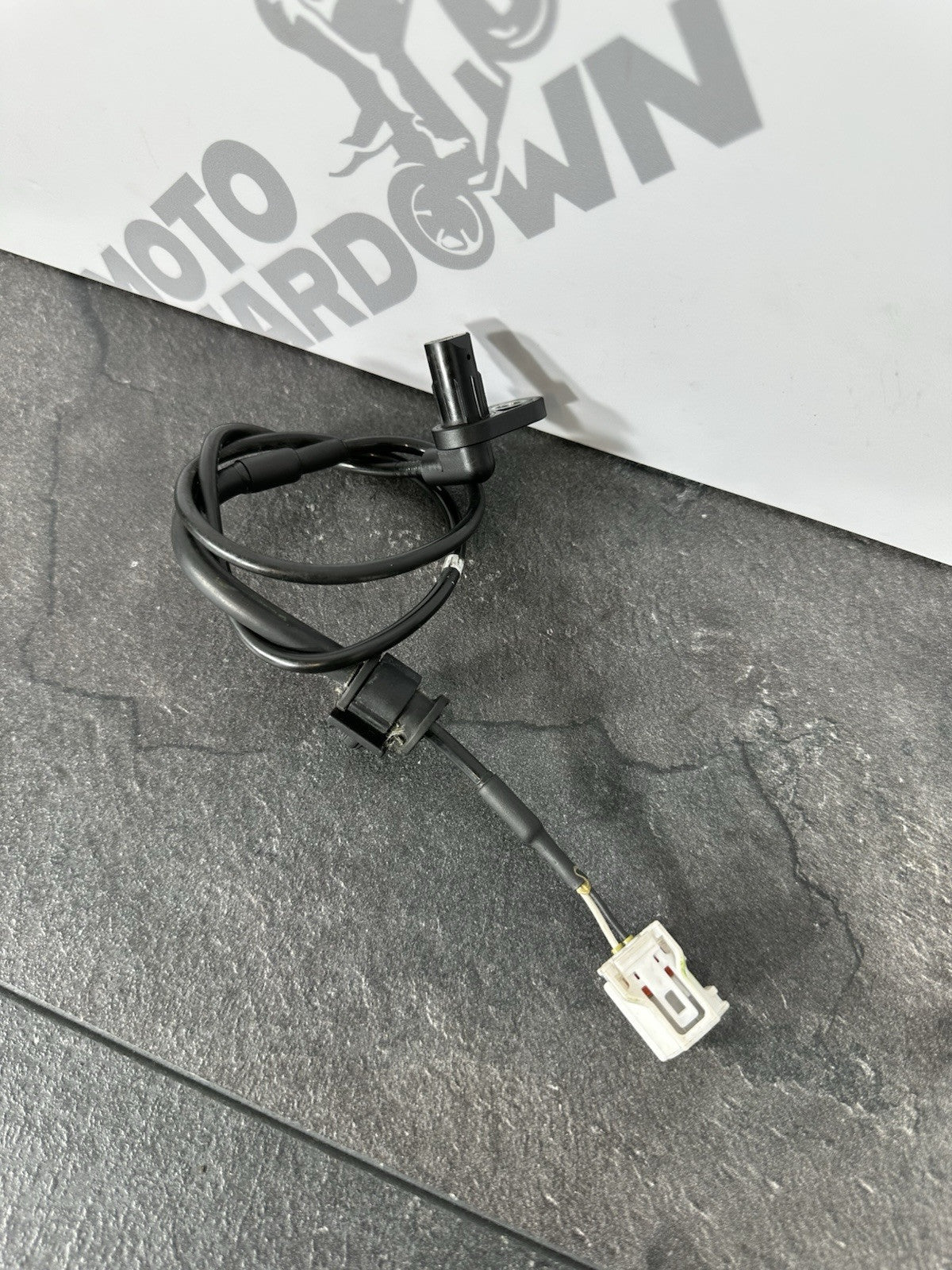 Yamaha R125 R 125 2024 Rear ABS Sensor Speed Sensor 6890 Miles 2023-2025 OEM