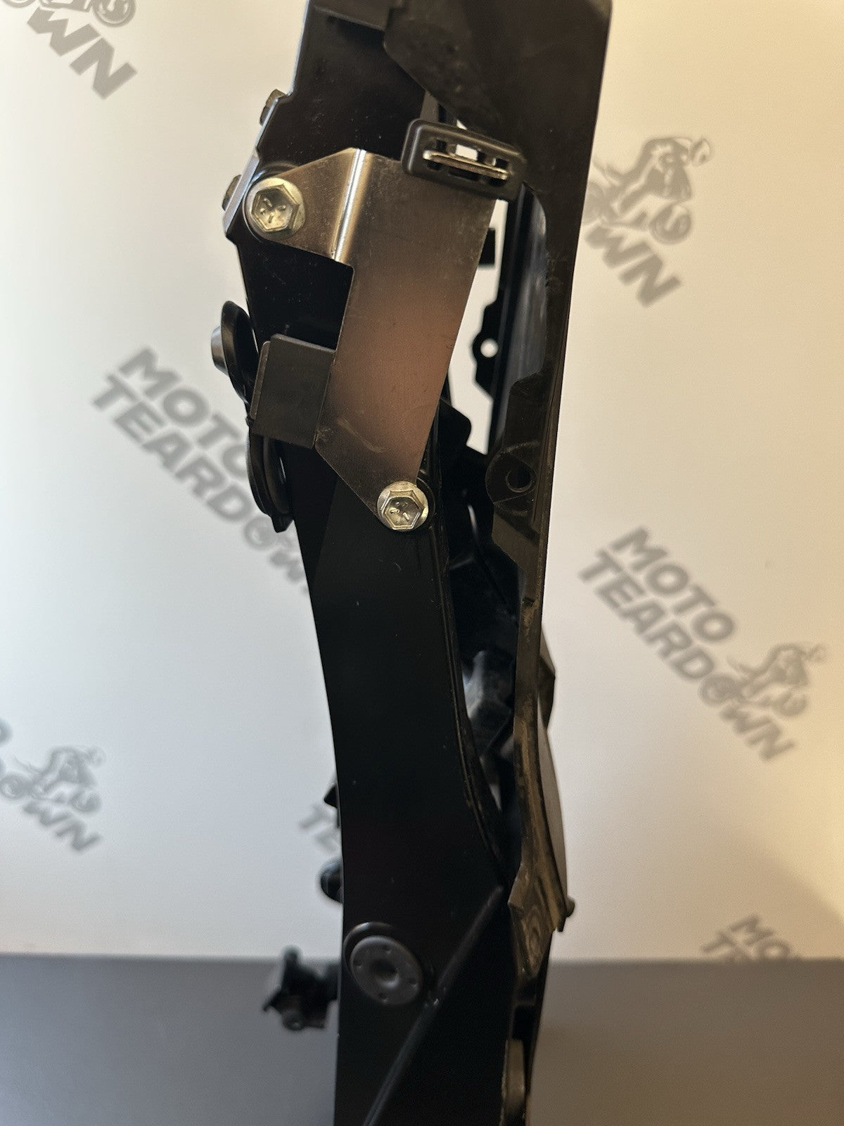 Suzuki GSXR 1000 Rear Subframe & Undertray 2009-2016 OEM 2010 GSXR 1000 Subframe