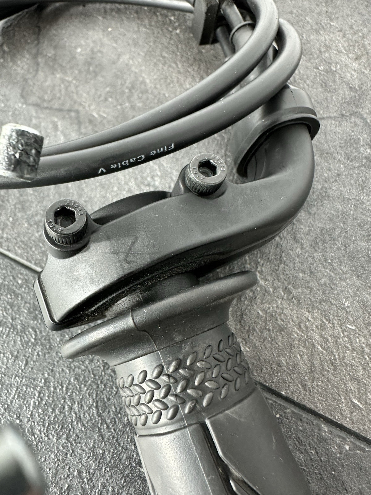 Yamaha R125 R 125 2024 Throttle Grip Cables Assy 6890 Miles 2023-2025 OEM