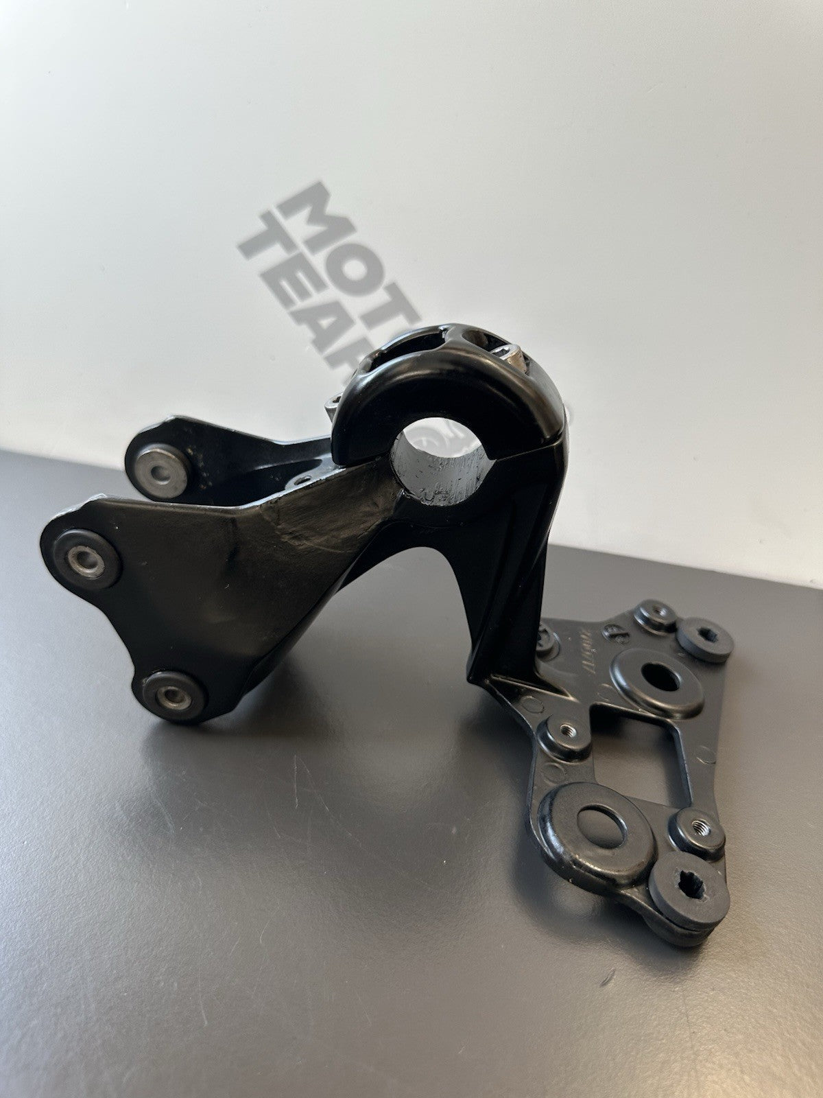 TRIUMPH SPEED TRIPLE 1050 Front Subframe speedo bracket headlight mount 2700717