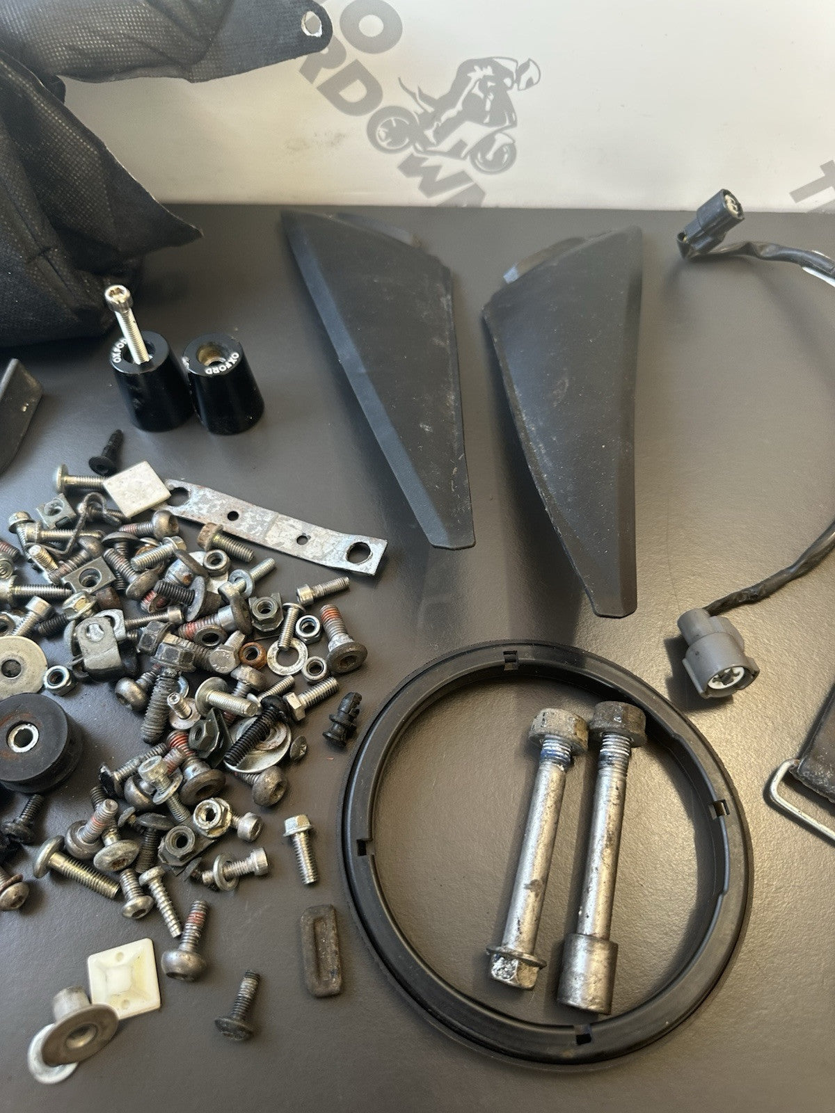 HONDA CBR1000RR CBR 1000 RR 2008 - 2012 Job Lot Of Bolts CBR1000RR Job Lot BOLTS