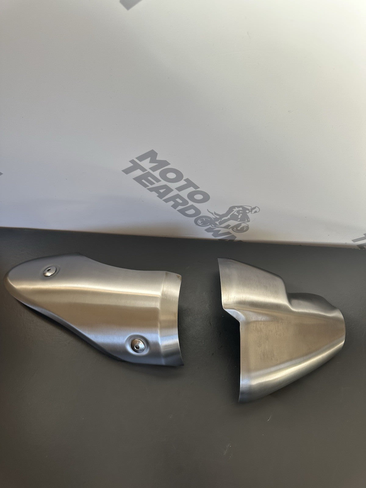 TRIUMPH SPEED TRIPLE 1050 RIGHT HAND EXHAUST GUARDS HEAT GUARDS OEM 2011-2015