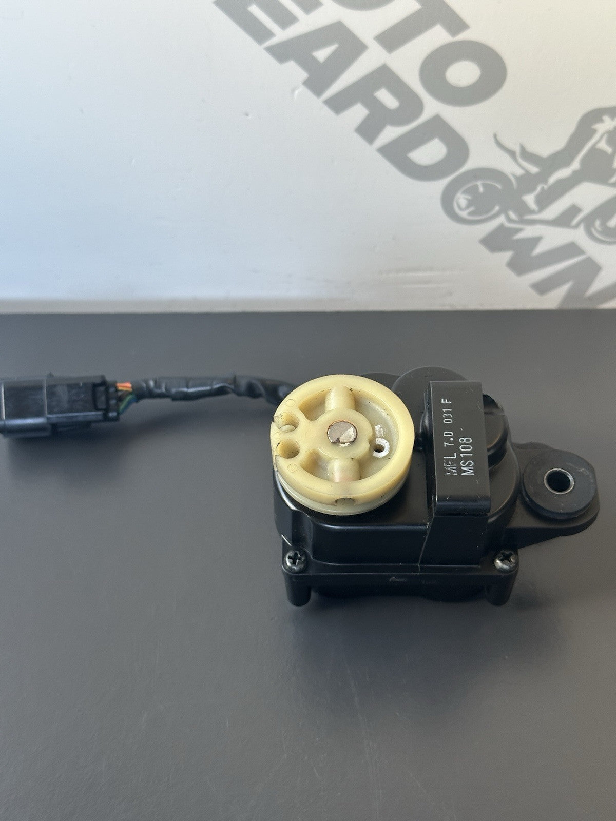 Honda CBR1000RR Fireblade exhaust servo actuator 2008-2011 CBR1000RR Actuator