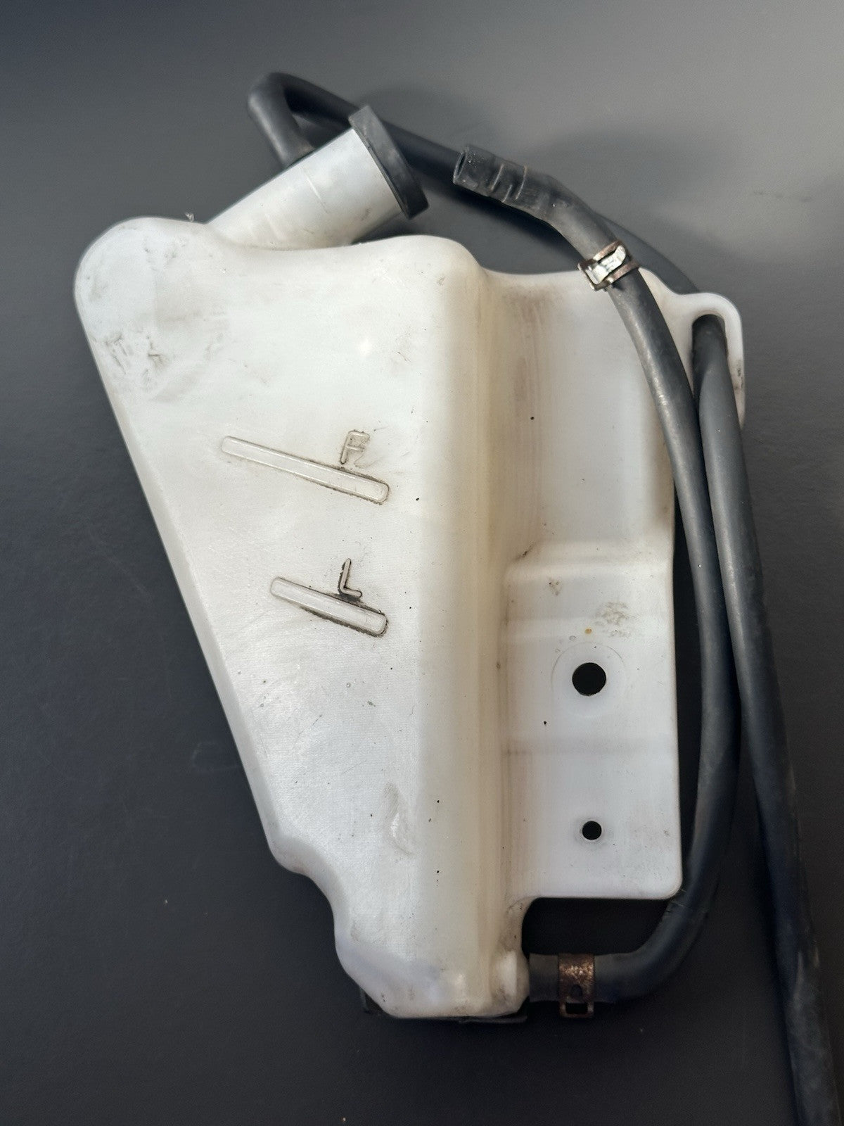 Suzuki GSXR1000 GSXR Coolant reservoir expansion bottle K9 - L6 2009 - 2016 OEM