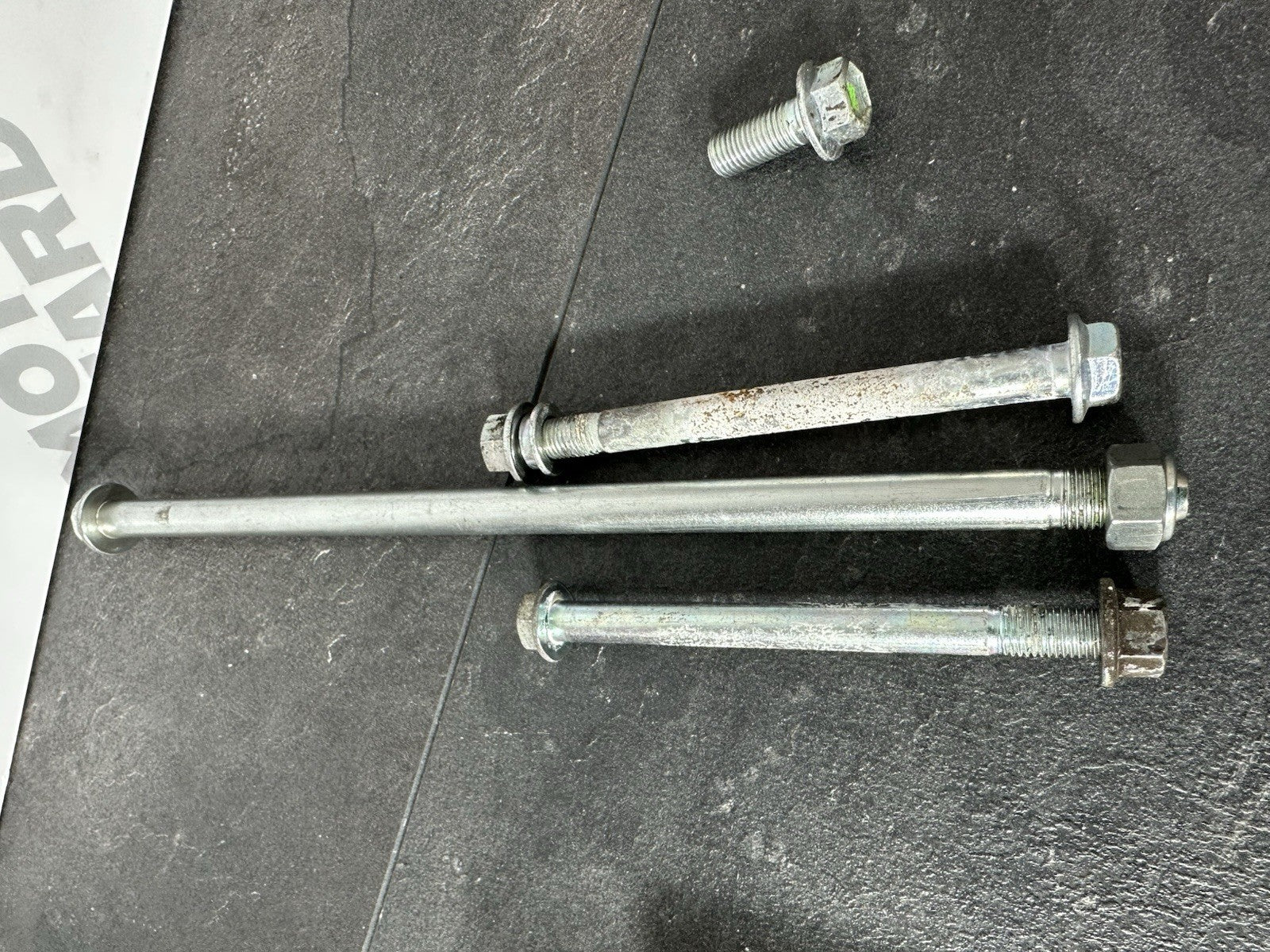 Yamaha R125 R 125 2024 Engine Swingarm Mount Bolts 6890 Miles 2023-2025 OEM
