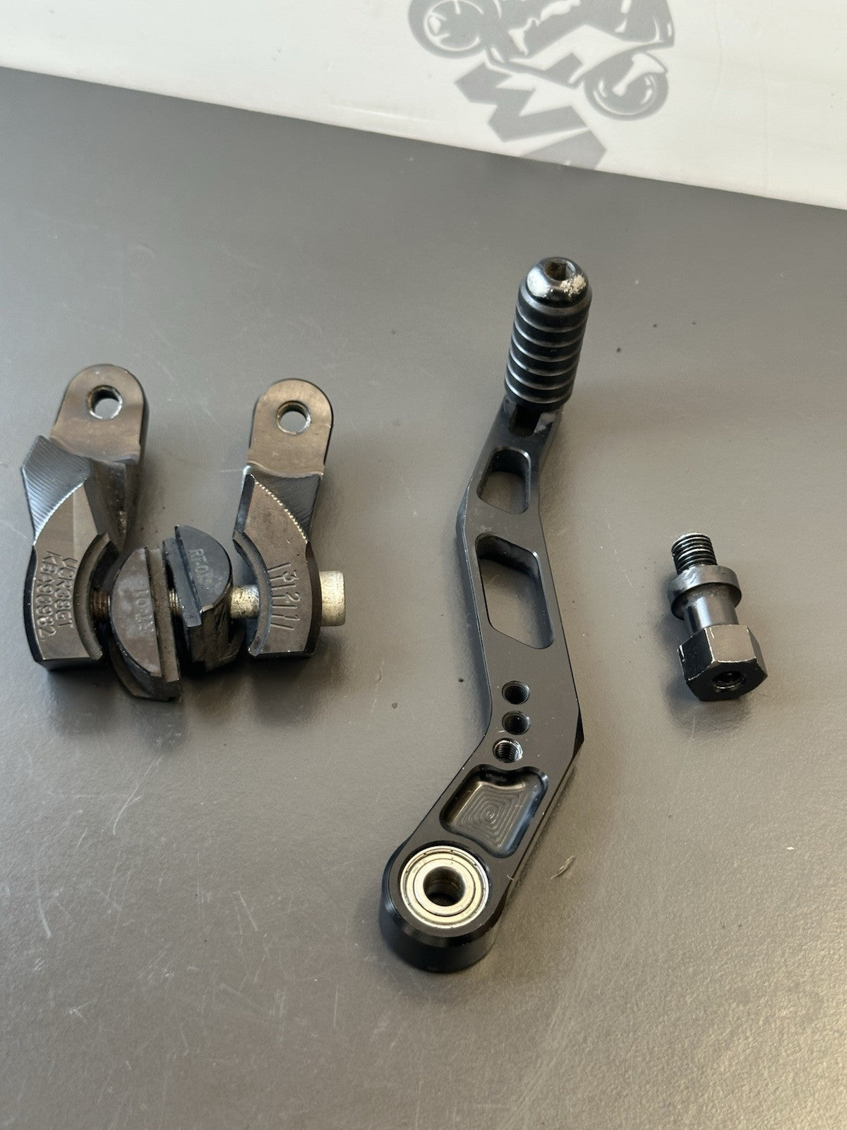 Suzuki GSXR1000 09-11 K9 L0 L1 Gilles VCR Black Adjustable LEFT GEAR PEDAL PARTS