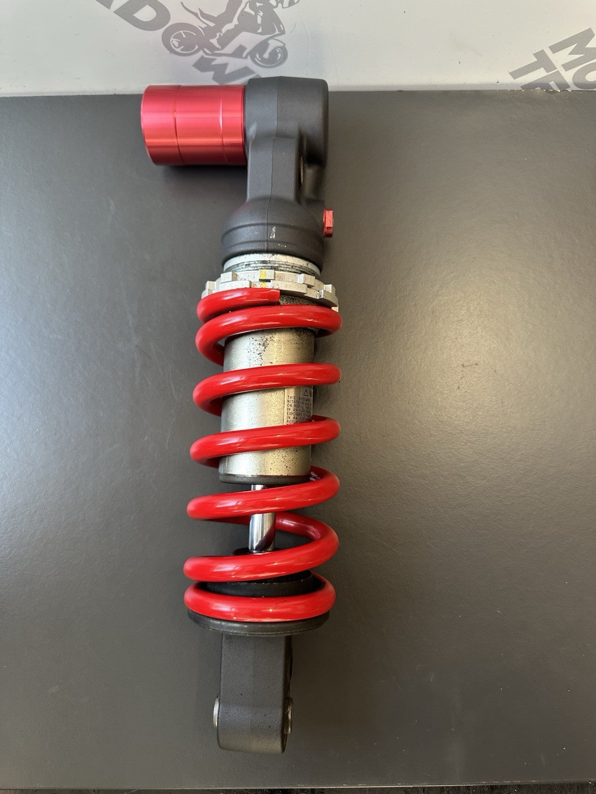 Triumph Speed Triple SHOCK ABSORBER REAR TRIUMPH SPEED TRIPLE 1050 2011 - 2015