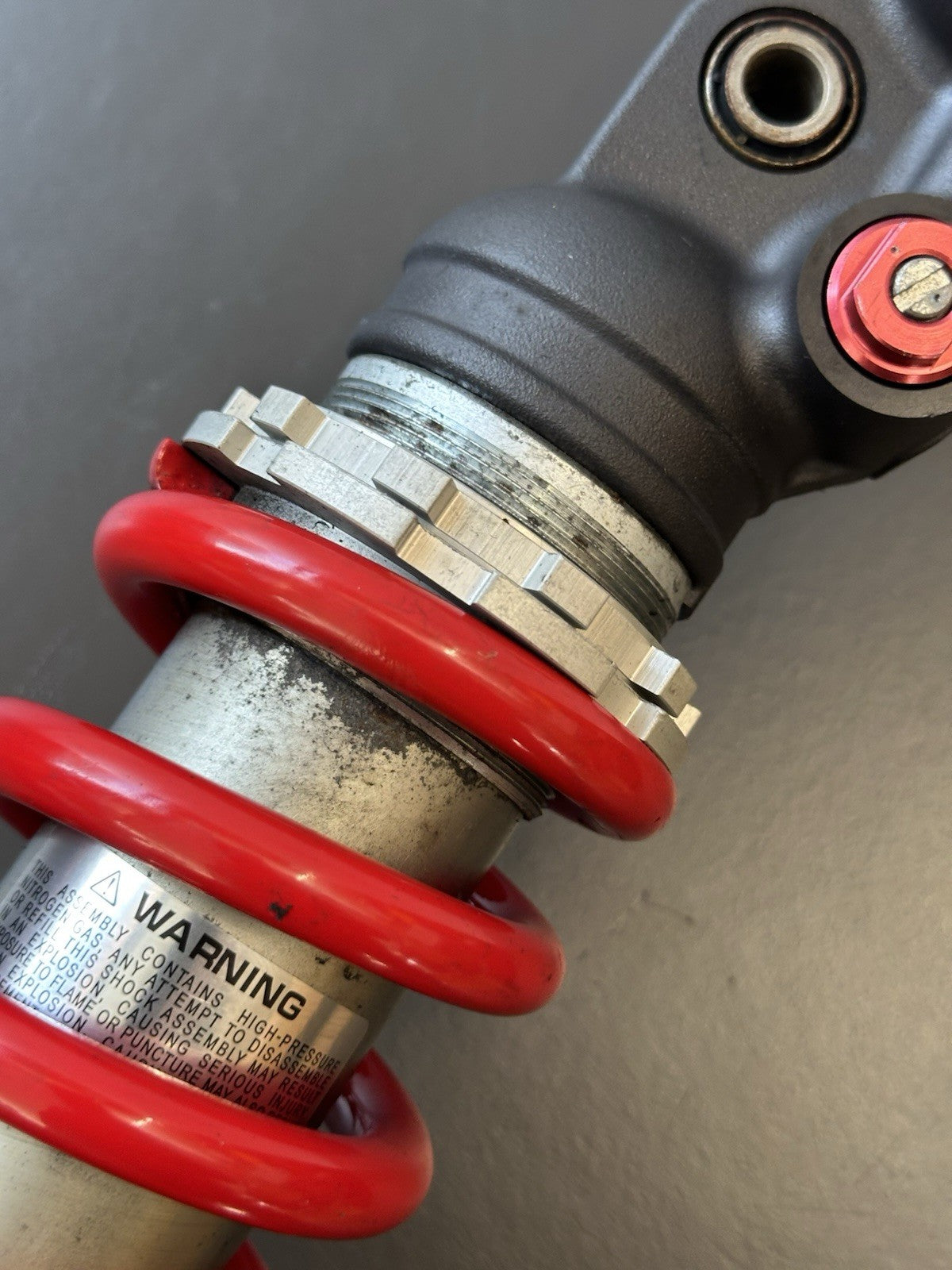 Triumph Speed Triple SHOCK ABSORBER REAR TRIUMPH SPEED TRIPLE 1050 2011 - 2015