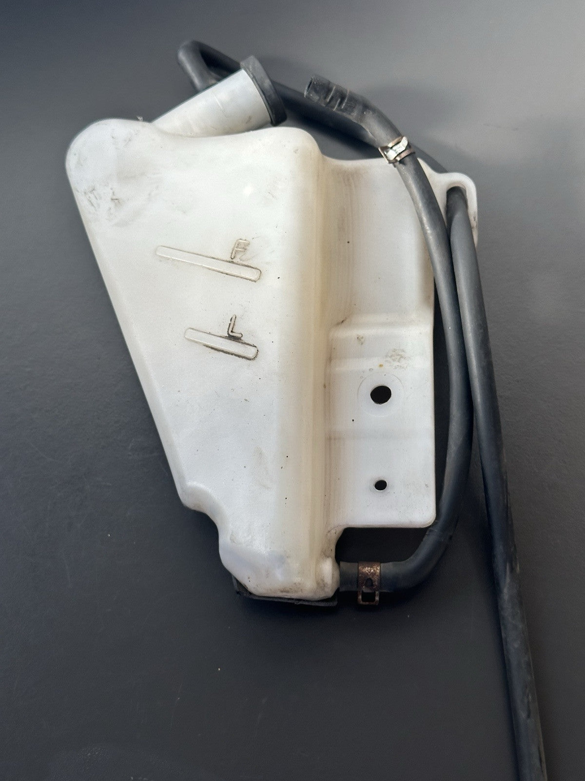 Suzuki GSXR1000 GSXR Coolant reservoir expansion bottle K9 - L6 2009 - 2016 OEM