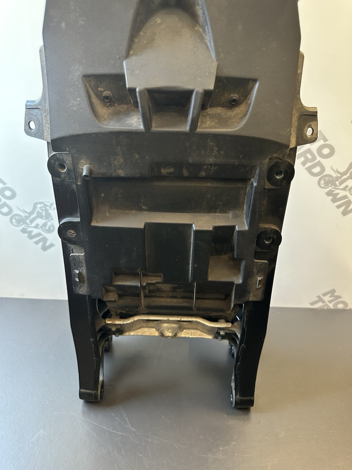 Suzuki GSXR 1000 Rear Subframe & Undertray 2009-2016 OEM 2010 GSXR 1000 Subframe