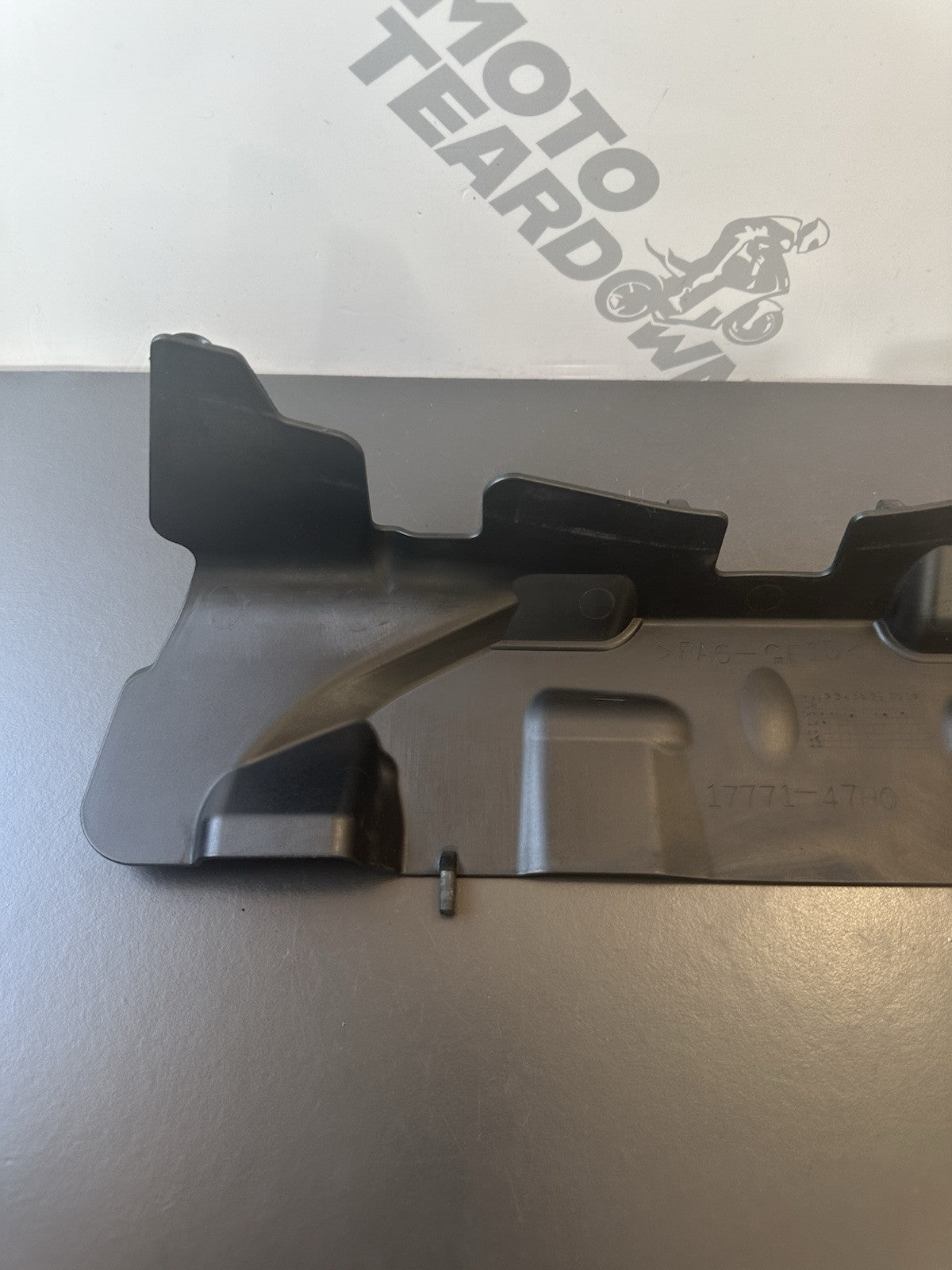 Suzuki GSXR 1000 2010 Engine Splash Guard Heat Shield 2009-2016 17771-47HO OEM