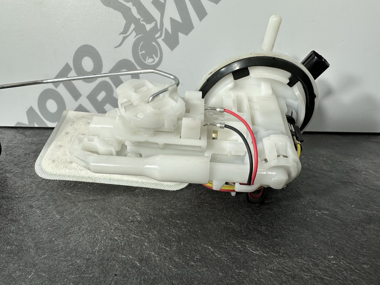 Yamaha R125 R 125 2024 Fuel Pump Petrol Pump Sender 6890 Miles 2023-2025 UK ONLY
