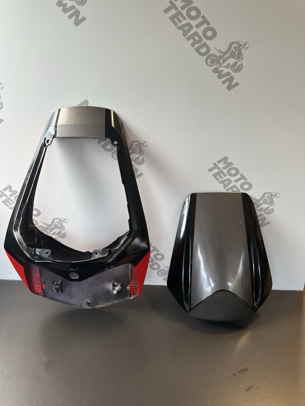 Honda CBR1000RR Fireblade rear tail fairing panel Rear Pillion Seat Cover