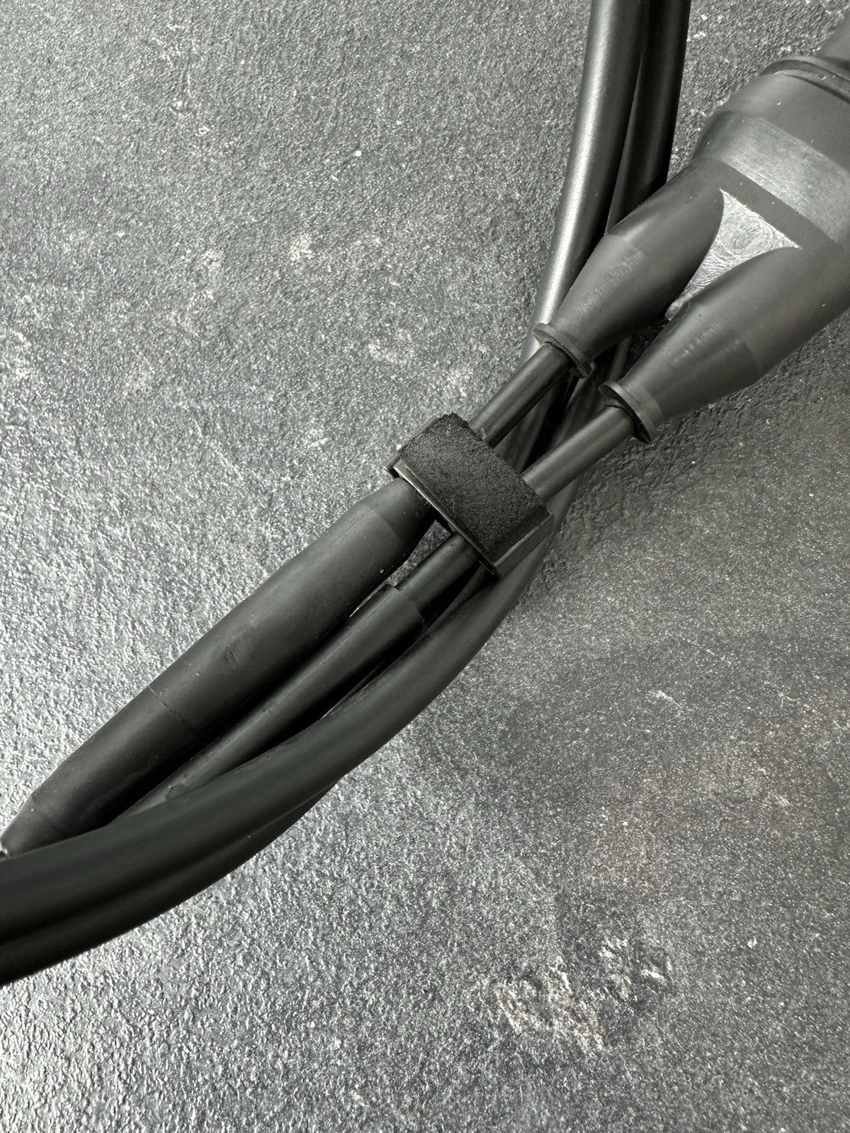 Yamaha R125 R 125 2024 Throttle Grip Cables Assy 6890 Miles 2023-2025 OEM