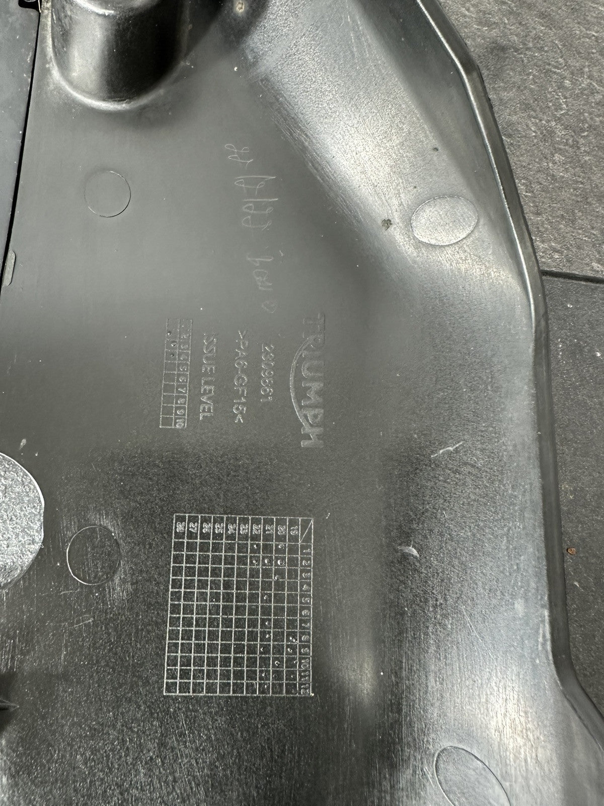 Triumph TIGER 900 GT PRO 2022 Sump Guard Belly Pan 6337 Miles 2020-2023 OEM