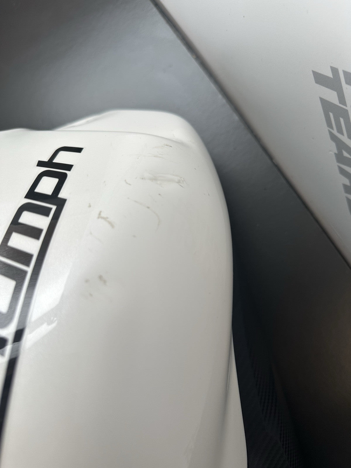 Triumph Speed Triple 1050 petrol Tank fuel tank 2011-2015 1050 Fuel Tank UKONLY