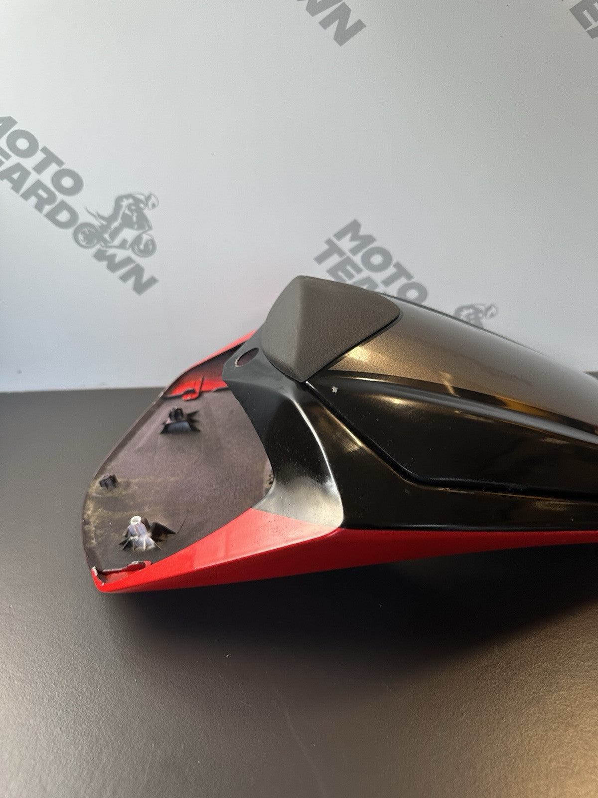 Honda CBR1000RR Fireblade rear tail fairing panel Rear Pillion Seat Cover