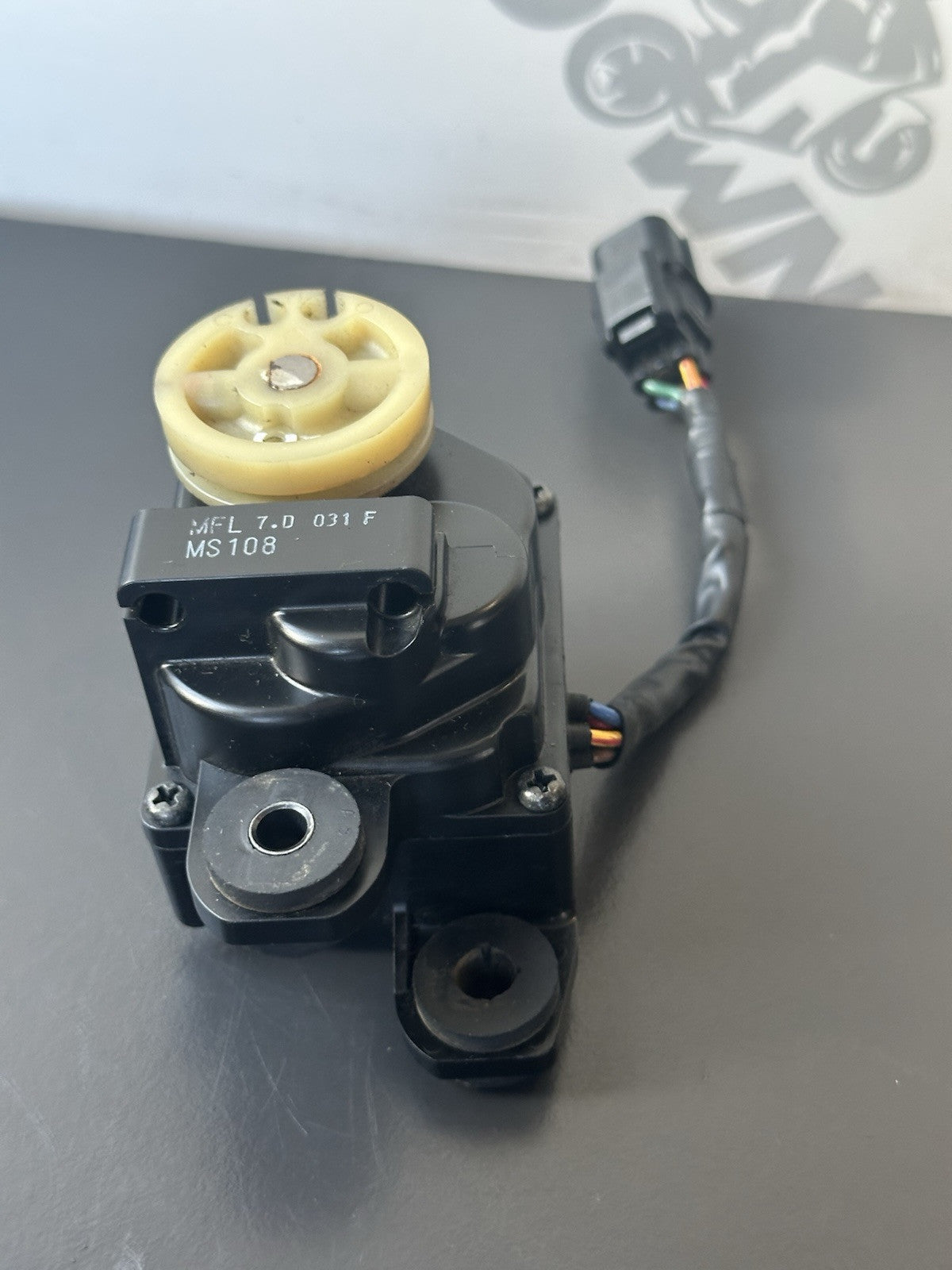Honda CBR1000RR Fireblade exhaust servo actuator 2008-2011 CBR1000RR Actuator