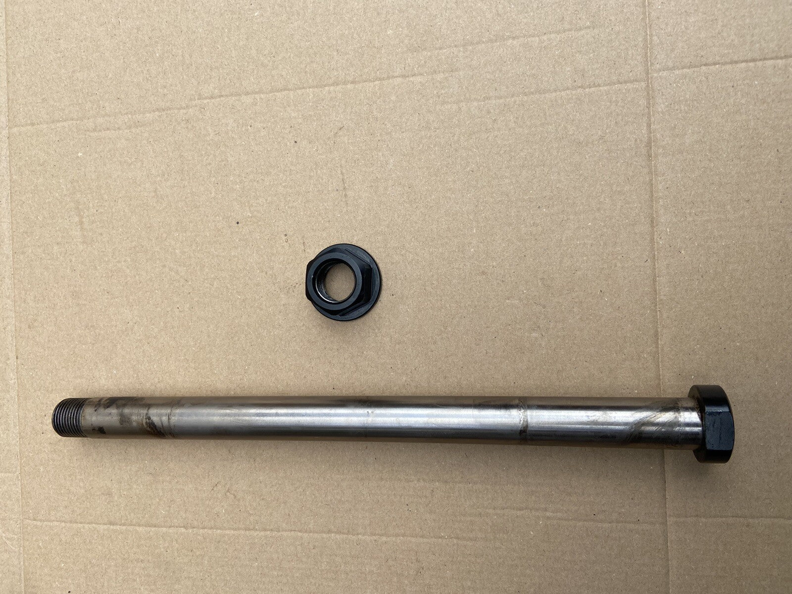 KTM 1290 SUPERDUKE SWING ARM SPINDLE SUPER DUKE 1290 Swingarm Spindle 1290 OEM