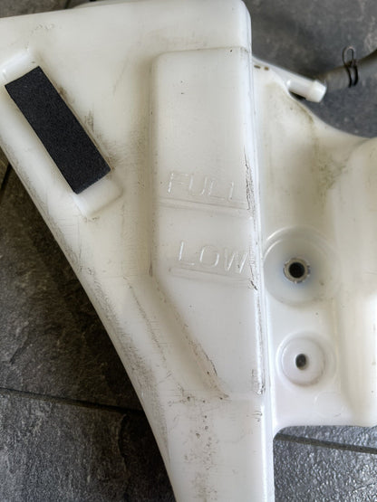 Aprilia Tuono V4 1100 Factory 2017 Coolant Expansion Bottle Only 9262 Miles RSV4