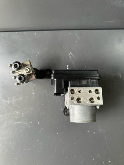 Yamaha MT09SP ABS pump 2021 - 2024 Yamaha MT09 SP ABS pump OEM 2022 5101 Miles