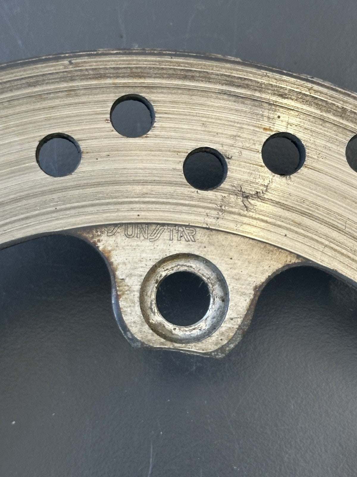 TRIUMPH STREET TRIPLE 675 675RREAR BRAKE DISC SUNSTAR REAR BRAKE DISC 2007-2011