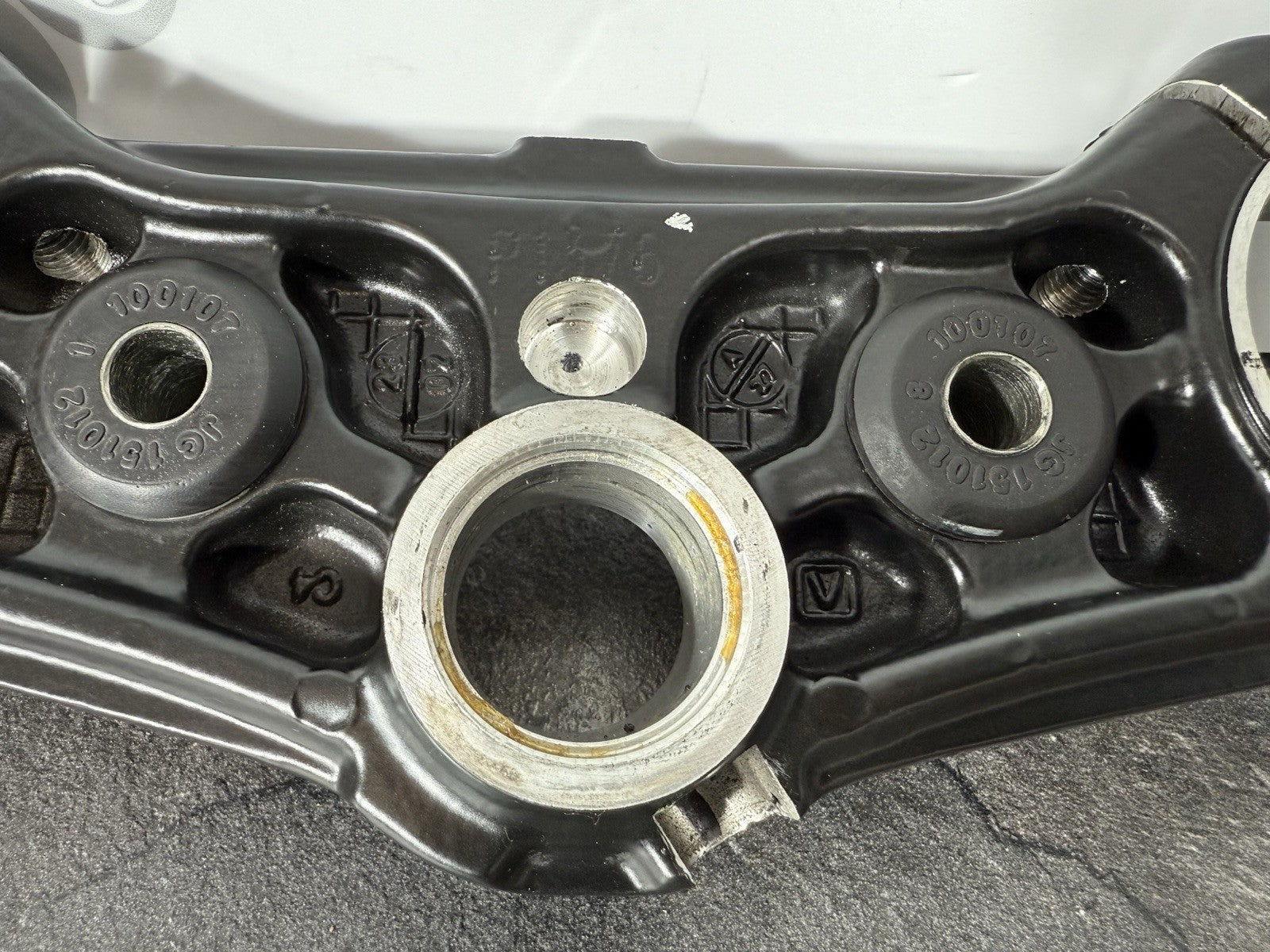 a215fbc9-19aa-414c-87f3-80c22930d3e9