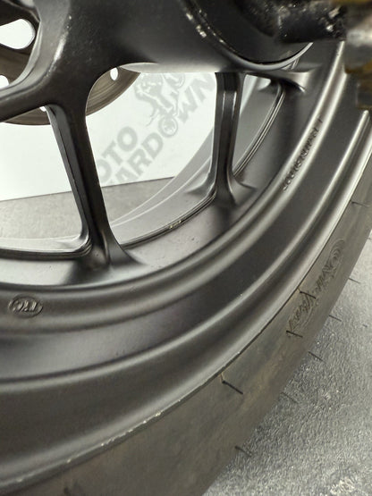 51a81a76-b28c-4f60-aca8-7fd370f5e8d5