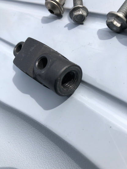 Aprilia Tuono V4 1100 Bolts Screws Clips Fixings 2019 Only 970 Miles RSV4