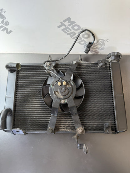 TRIUMPH TRIDENT 660 Radiator And Fan 2021-2024 Water Tight But Slight Kinked OEM
