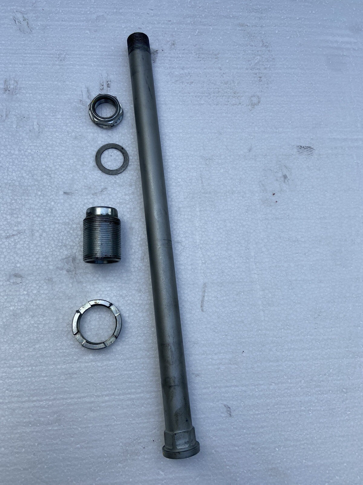 Aprilia Tuono V4 1100 FACTORY Swingarm Spindle Frame Spindle Bolt OEM RSV4 2020